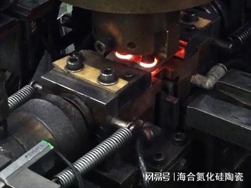 氮化硅陶瓷t型块的特性及应用