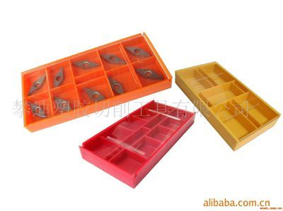 攀迪切削工具塑胶包装-广东省东莞市石排镇福隆第二工业区三路-我司专业生产刀具盒以及刀具配件,主要产品:伸缩盒、刀片盒、丝攻盒、铣刀盒、注塑盒、钻石刀片盒、刀柄盒、圆柱盒、螺丝、扳手…产品质量有保证,价格合理。欢迎来电咨询洽谈合作!谢谢!-产品展厅